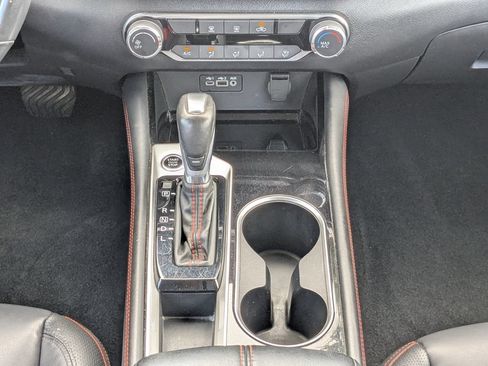 Used 2024 Nissan Altima 2.5 SR FWD image 18