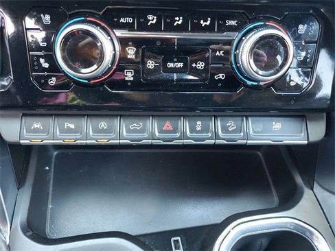 Used 2024 GMC Sierra 1500 Denali image 24