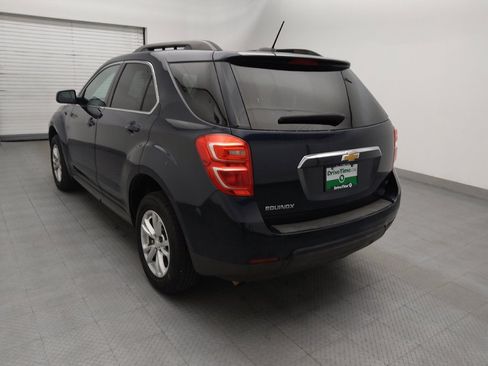 Used 2017 Chevrolet Equinox LT FWD image 5