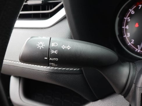 Used 2024 Toyota RAV4 XLE FWD image 16