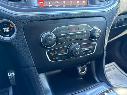 Used 2018 Dodge Charger R/T Scat Pack w/ Dynamics Package image 22