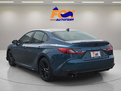 New 2026 Toyota Camry SE image 3