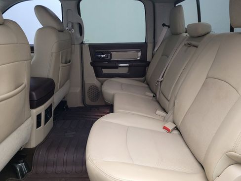 Used 2013 RAM 1500 Laramie w/ Convenience Group image 18