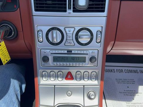 Used 2007 Chrysler Crossfire Limited RWD image 18