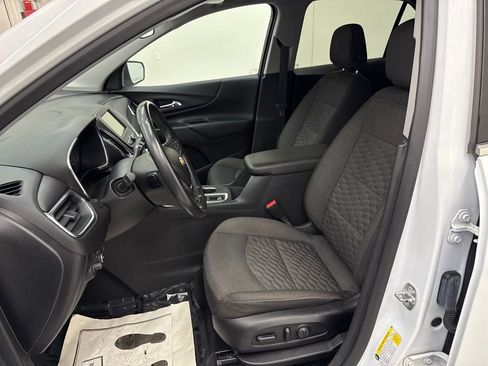 Used 2019 Chevrolet Equinox LT image 13