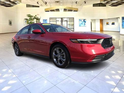 Used 2024 Honda Accord EX image 3