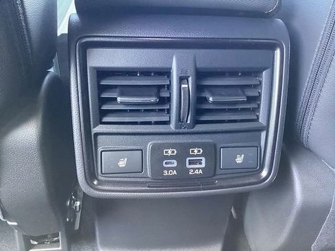 Used 2025 Subaru Forester Touring w/ Touring Package image 17