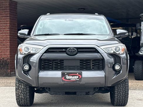 Used 2023 Toyota 4Runner SR5 Premium w/ Moonroof Package RWD image 2