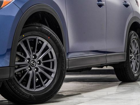 Used 2020 MAZDA CX-5 Touring FWD image 3