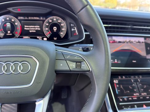 Used 2023 Audi Q7 3.0T Prestige w/ Prestige Package image 21