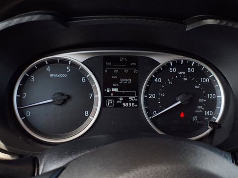 Used 2024 Nissan Versa S image 18