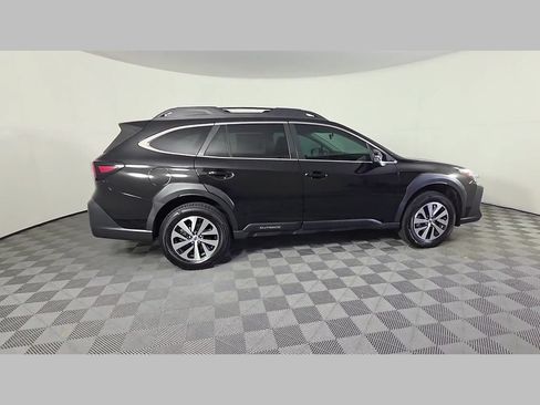 Used 2024 Subaru Outback Premium AWD/4WD image 38