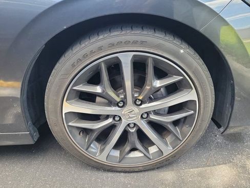 Used 2024 Honda Civic Touring image 2