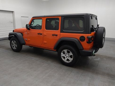 Used 2019 Jeep Wrangler Unlimited Sport S image 3