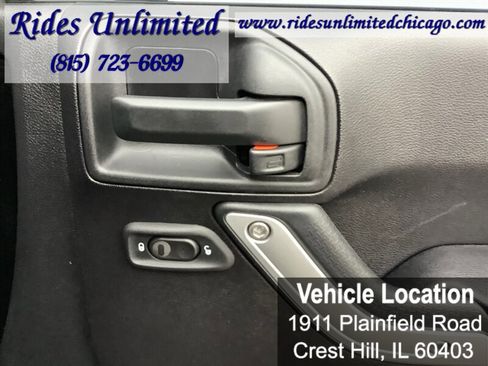 Used 2016 Jeep Wrangler Unlimited Sahara w/ Connectivity Group image 28