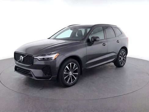 Used 2023 Volvo XC60 B5 Plus w/ Climate Package image 30