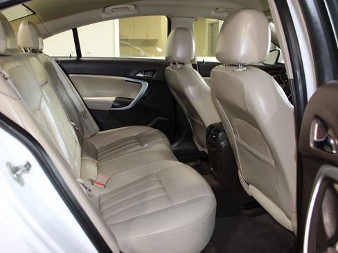 Used 2014 Buick Regal FWD image 26