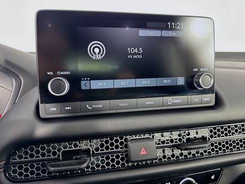 Used 2025 Honda HR-V Sport image 19