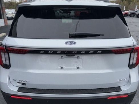 New 2026 Ford Explorer Active w/ Active Comfort Package AWD/4WD image 23