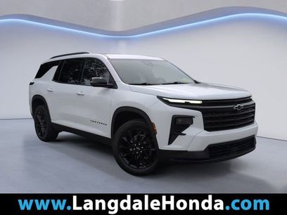 Used 2024 Chevrolet Traverse LT w/ Midnight/Sport Edition