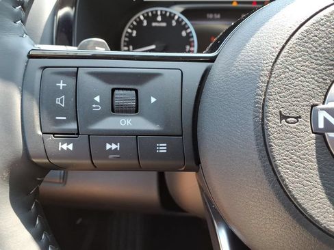 Used 2025 Nissan Pathfinder SL w/ Cargo Package AWD/4WD image 19