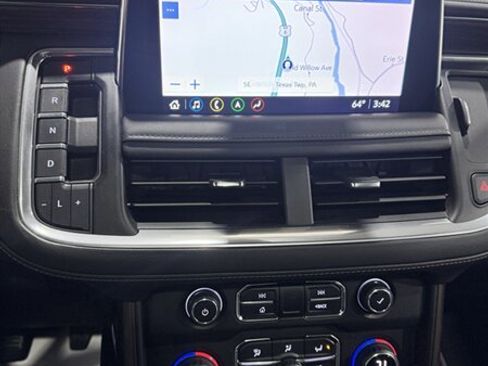 Used 2021 Chevrolet Suburban High Country w/ Premium Package image 16