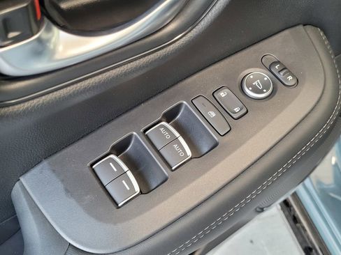 New 2026 Honda HR-V EX-L image 14