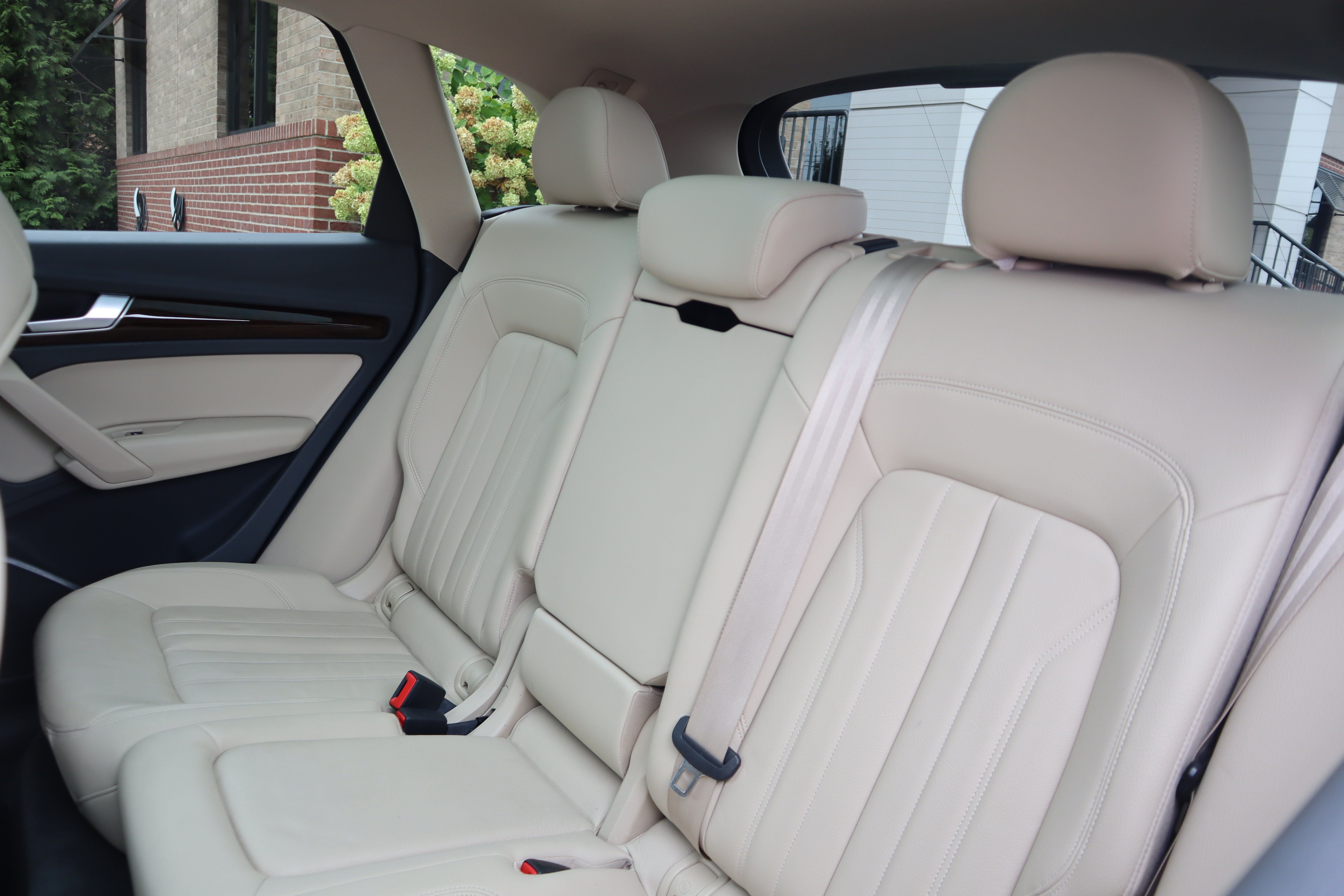 Used 2018 Audi Q5 2.0T Premium Plus w/ Premium Plus Package AWD/4WD image 27