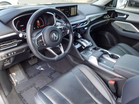 Used 2023 Acura MDX SH-AWD w/ Technology Package image 11