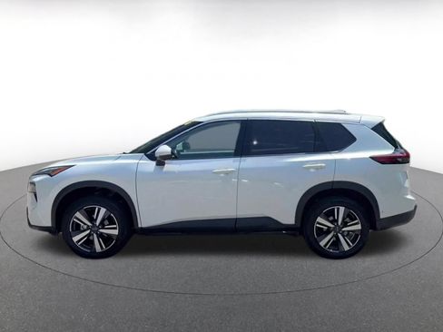 Used 2026 Nissan Rogue SL AWD/4WD image 9