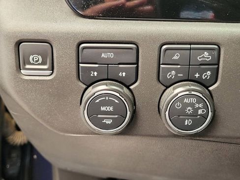 Used 2022 Chevrolet Silverado 1500 RST w/ Convenience Package II image 17