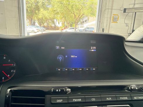 Used 2016 Honda Accord Sport image 31