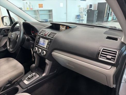 Used 2016 Subaru Forester 2.5i w/ Alloy Wheel Package AWD/4WD image 23