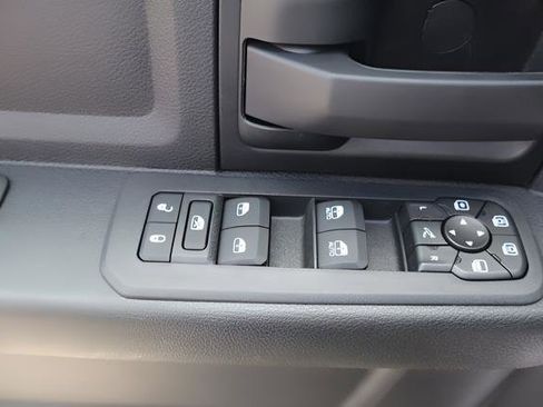 New 2026 RAM 2500 Tradesman AWD/4WD image 14