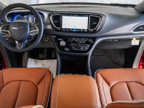 New 2026 Chrysler Pacifica Pinnacle FWD image 20