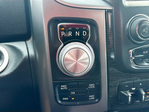 Used 2017 RAM 1500 Limited AWD/4WD image 17
