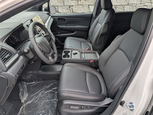 New 2026 Honda Odyssey Sport-L image 15