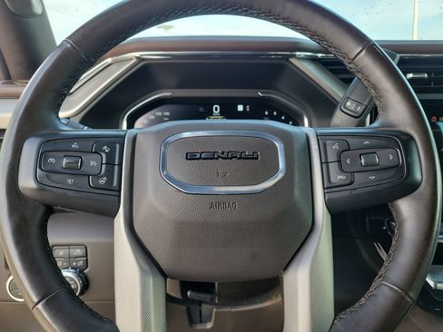 Used 2024 GMC Sierra 3500 Denali w/ Denali Reserve Package AWD/4WD image 15