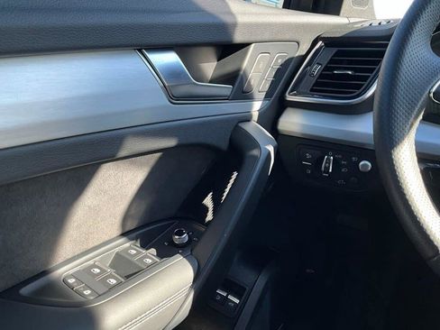 Used 2024 Audi Q5 e Prestige image 22