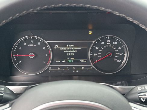 Used 2023 Kia Sorento S w/ Panoramic Sunroof Package image 28