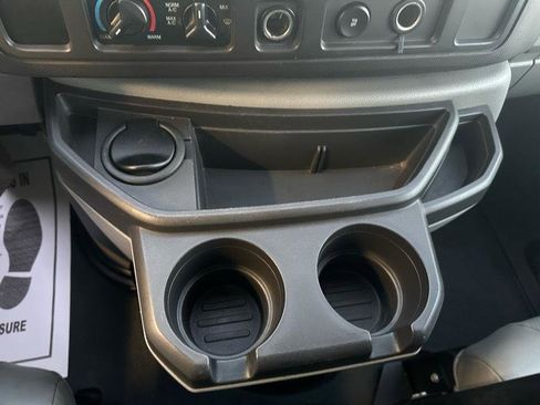 Used 2011 Ford E-150 and Econoline 150 w/ Commercial Cargo Van Pkg RWD image 13