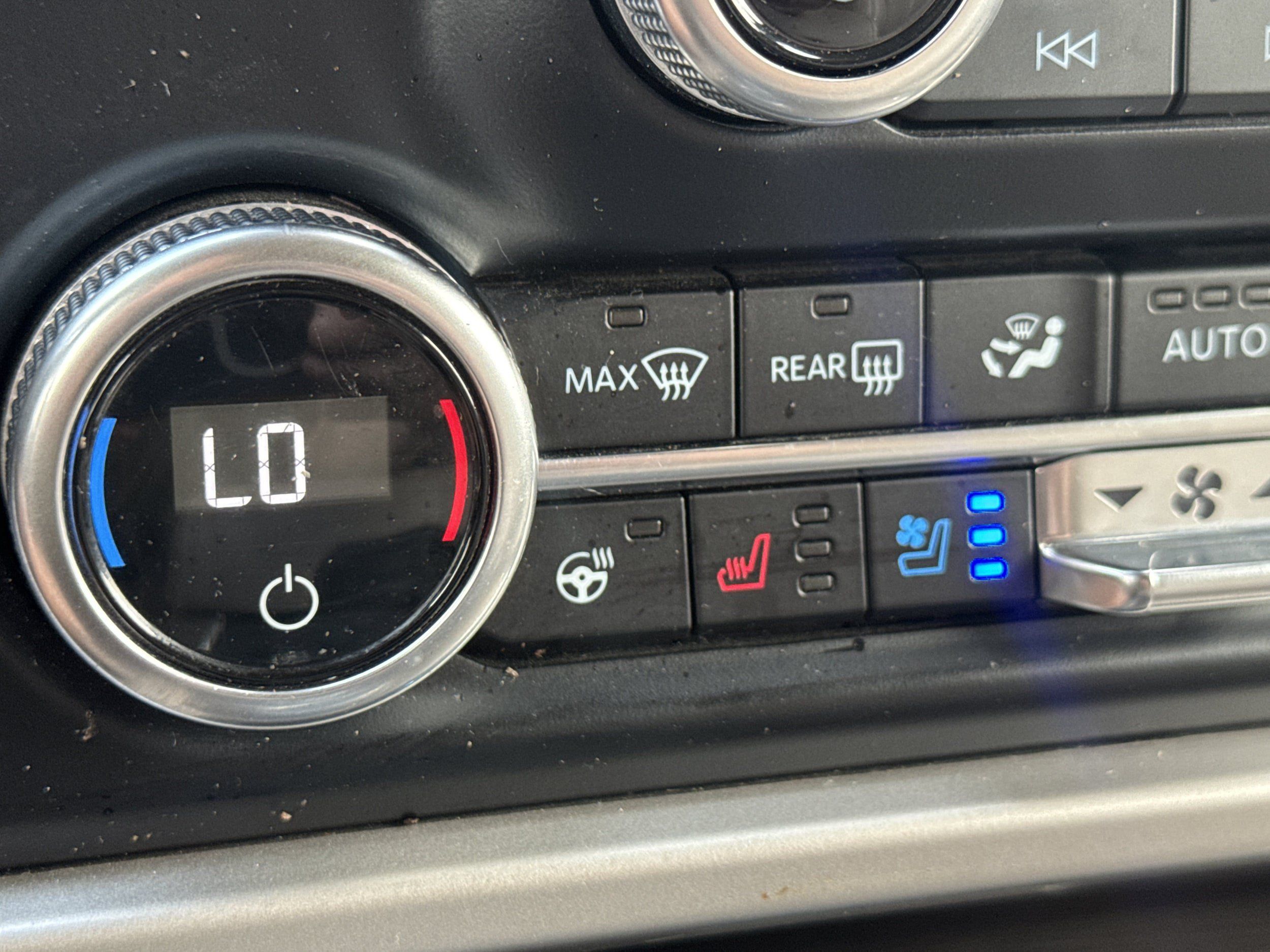 Used 2024 Ford Expedition Limited AWD/4WD image 28