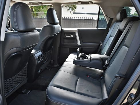 Used 2022 Toyota 4Runner Limited RWD image 21