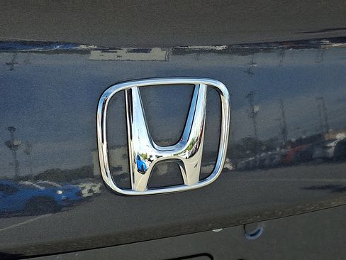 Certified 2023 Honda Civic EX image 32