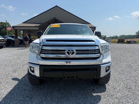 Used 2017 Toyota Tundra SR5 w/ Exterior Package AWD/4WD image 2