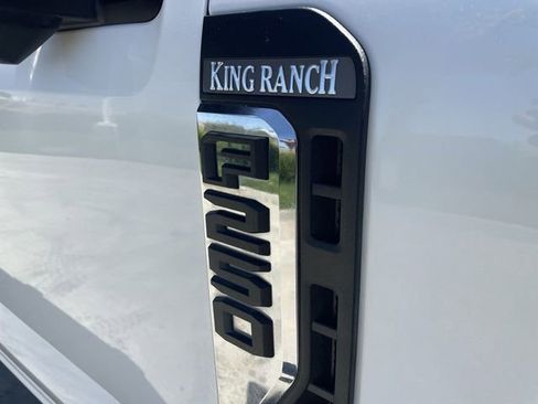 Used 2024 Ford F250 King Ranch w/ Chrome Package AWD/4WD image 33