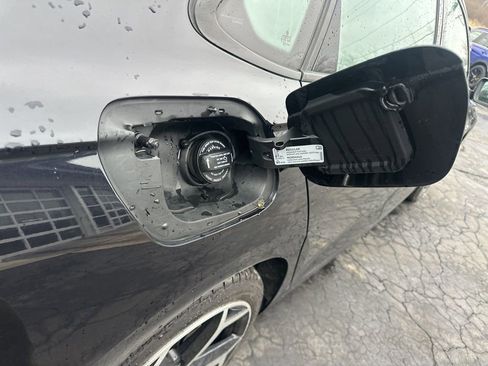 Used 2021 Volkswagen Passat 2.0T R-Line image 41