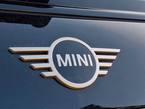 Used 2025 MINI Cooper S FWD image 29