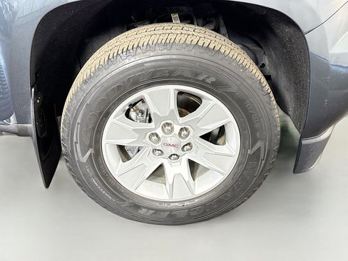 Used 2018 GMC Canyon SLE w/ SLE Convenience Package image 31