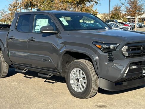New 2025 Toyota Tacoma SR5 image 3